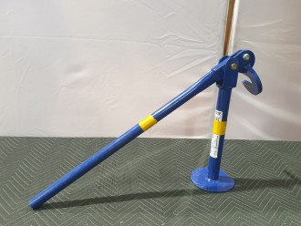 Lot 195